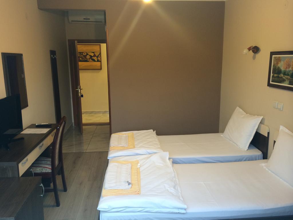 Bed and Breakfast Prenociste Gazela Пірот Номер фото